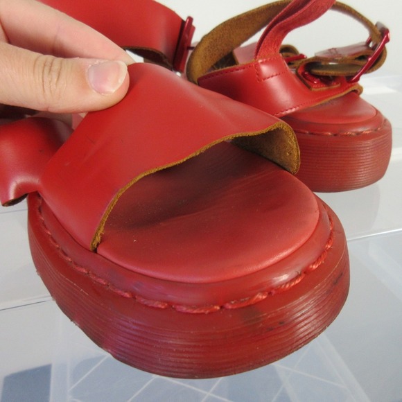 Dr. Martens Gryphon Gladiator Sandals Women 9 Red Platform Buckle Casual 1126 - Picture 13 of 16